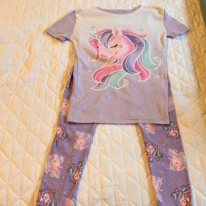 Kirkland’s girls 4 piece, light purple unicorn pajamas. Snug fit. 100% cotton